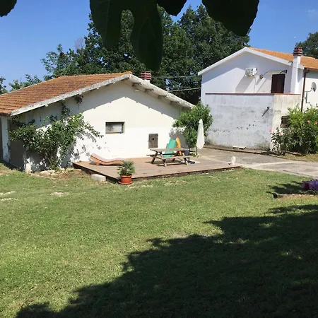 Dom wakacyjny Casale Le Querce Cellino Attanasio